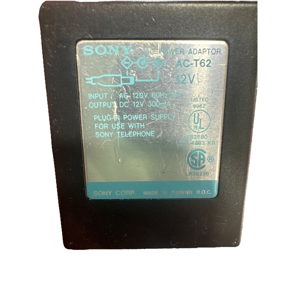 SONY AC-T62 AC POWER ADAPTER 120VAC 60Hz 8W to 12VDC 300mA‎